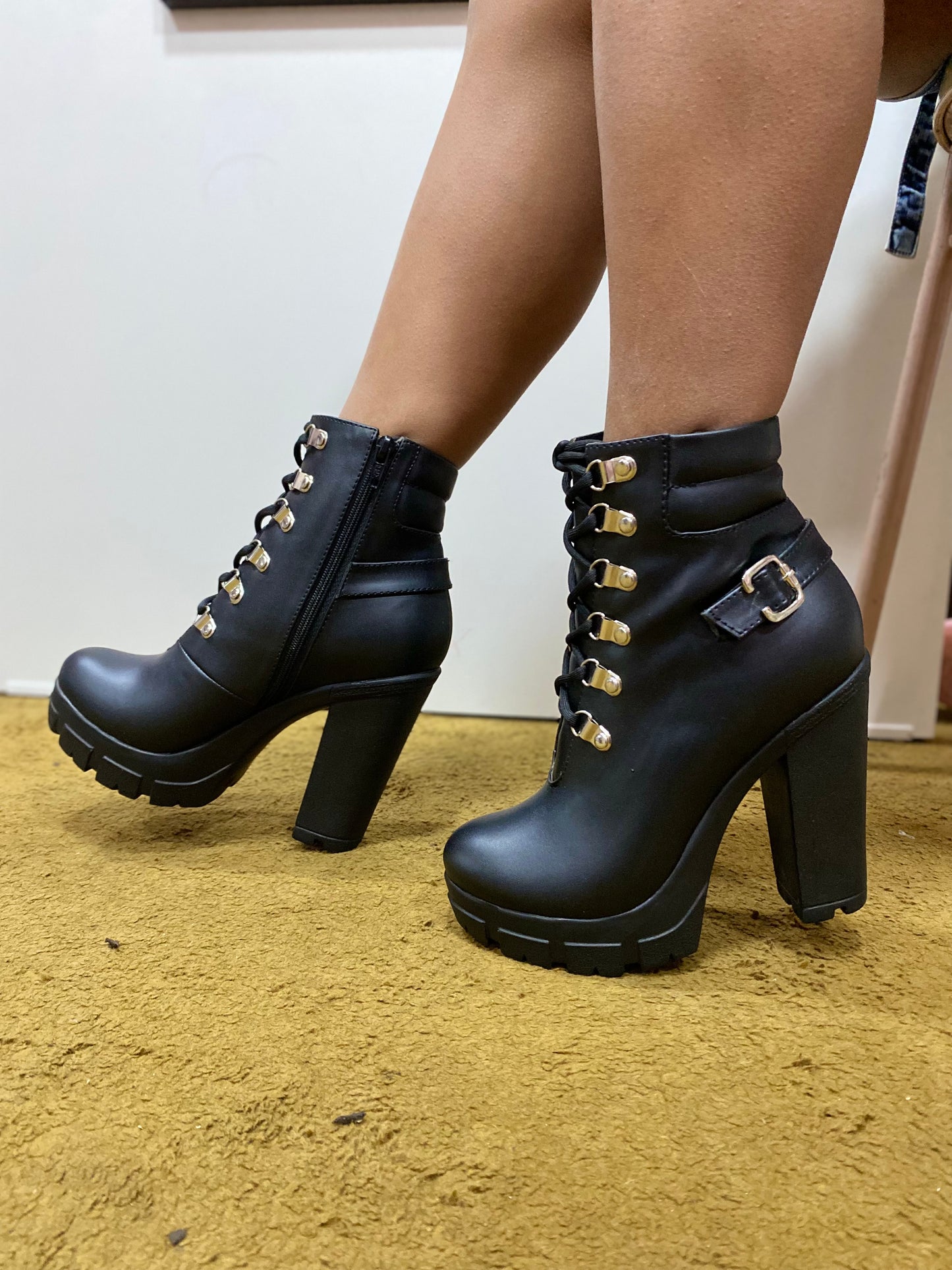 BOTINES CORONAVI